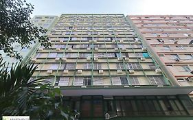 Cobertura 2 qtos com terraço a uma quadra da praia